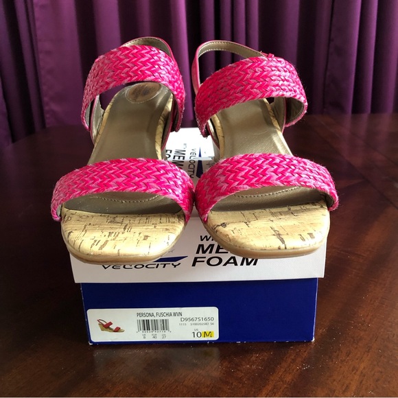 Life Stride Velocity Persona In Fuschia & w/Memory Foam - Size 10M - Picture 6 of 9